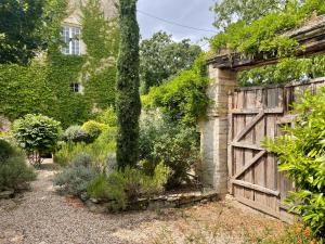B&B / Chambres d'hotes Chambre d-hotes - Suite familiale acces privatif : photos des chambres