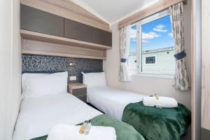 Vacant Nests The Roxburgh Seton Sands