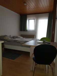 Monteurdoppelzimmer mit Küche, Bad