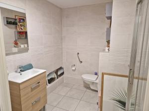 Appartements F2 ideal Famille-Affaires Paris-Disney-Villepinte : photos des chambres