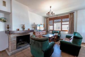 Hostal y Apartamento Rural Los Naranjos