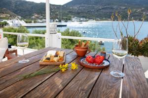 Archipelago Sifnos - Seaside Accommodation