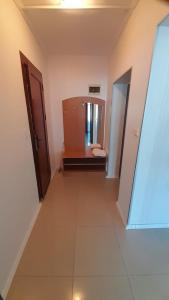 2 Room Apartment Gallery with Poolview