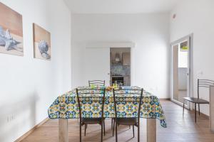 Athena Apartments Comfort by BarbarHouse