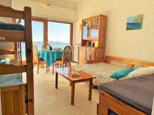 Studio lumineux en bord de mer à Cavalière, 4 couchages, vue imprenable - FR-1-251-433