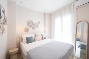 2BR Beatiful Apt In Thissio Near Agora & Acropolis