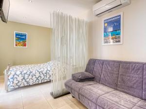 Appartements Appartement neuf au Lavandou - Climatise, proche plage - FR-1-816-3 : photos des chambres