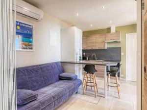 Appartements Appartement neuf au Lavandou - Climatise, proche plage - FR-1-816-3 : photos des chambres