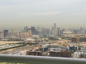 Damac Carson B Studio, Scenic & Serene Stay