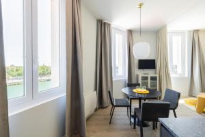 Appartements Appartement chic vue imprenable sur le vieux port : photos des chambres