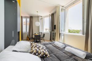 Appartements Appartement chic vue imprenable sur le vieux port : photos des chambres