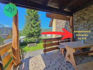 Apartmán s výhledem na Jezerní stěnu