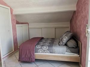 Appartements Appartement Vue Mer a Bastia, terrasse et piscine privee. : photos des chambres