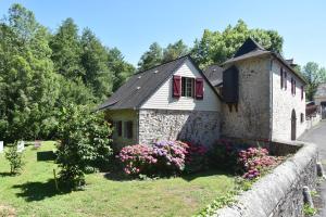 Maisons de vacances Gite du Pont de Pierre - au Moulin d-Eysus : Maison 2 Chambres