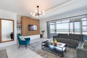 Searenity Sands by Host Agents