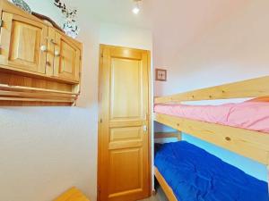 Appartements Appt 2 pieces, 6 pers, proche pistes, parking, animaux admis - FR-1-241-16 : photos des chambres