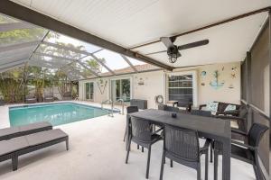 Relaxing place with pool