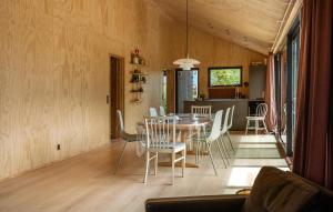 Stunning Home In Juelsminde With Wifi