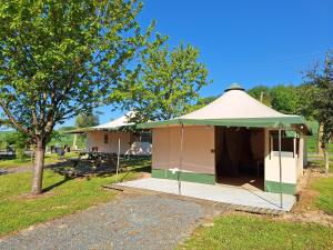 Campings Les 2 etangs de la foulonnerie : photos des chambres