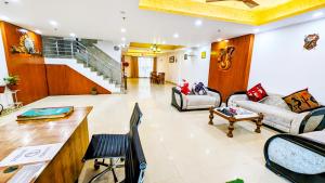 Mauryan Signature hotel Near Yashobhoomi