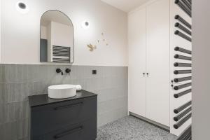 Appartements Superb charming apartment Heart of Old Lyon : photos des chambres