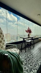 Depto frente al metro Irarrazaval