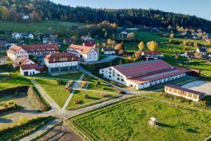 Hotelový a jezdecký areál Dvůr Krutěnice