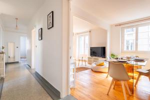 Appartements Le Drelon - Appt chic en centre-ville & garage pv : photos des chambres