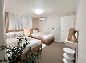 ATTY Stay- Hongdae, Sinchon, 5mins to Hapjeong station