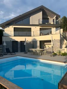 Villas Villa proche village et lac : photos des chambres