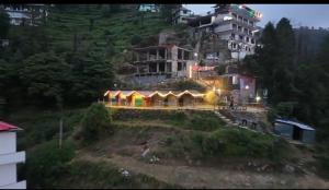 Himalayan Wooden Cottage & Cafe Dalhousie