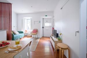 Renewed Alfama Gem with AC, by TimeCooler