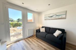 Maison refaite à neuf - Piscine et parking privé