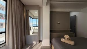 IT02- Reformado| 3 quartos| Vista mar| Churrasq.