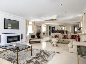 Villa de lujo en Marbella para eventos con servicios exclusivos - ES-175-2