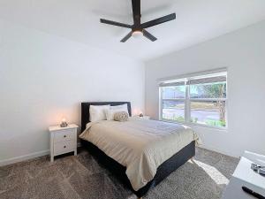 Incredible Family Retreat with PS5 Private Pool and access to 2 Clubhouses