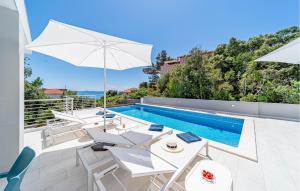 Awesome Home In Blato With Sauna