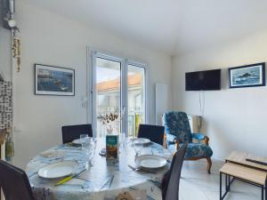 Appartement coquet avec vue sur mer
