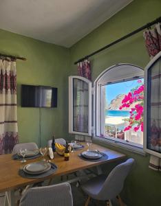 The Reefs - Sea Lounge