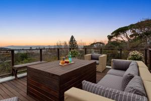 Higgo Crescent Villa