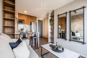 HT Dpto en Nunoa con Balcon y Estac 3PAX