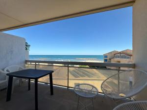Appartement Vue Mer avec Terrasse, a Deux Pas de la Plage