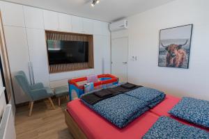 Family space with free parking & Air condition