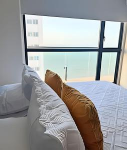 Spectacular apartment, unparallel views!