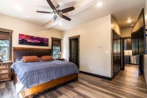 Good Karma Cabin - Luxury Mountain Retreat