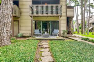 Lovely lake view, Cozy Condo and Walden perks!