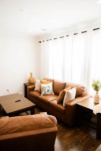 Joynest Place