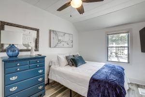 Stroll to Ocean Grove Boardwalk and Beach Sleek Apt