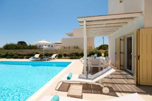 Twin Suns Luxury Villas