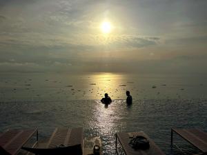 Centric Sunset Beach